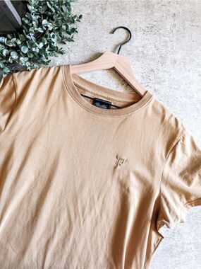 Primitive Short Sleeve Tan Logo Tee Size Large